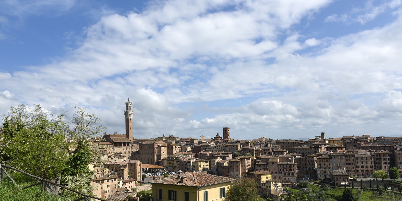 ✨Giro d'Italia 2025 - Exclusive✨ - photo by AP, AFP, DPA, Reuters, Kyodo, Yonhap Copyright © Giro d'Italia · 2025 · cycle