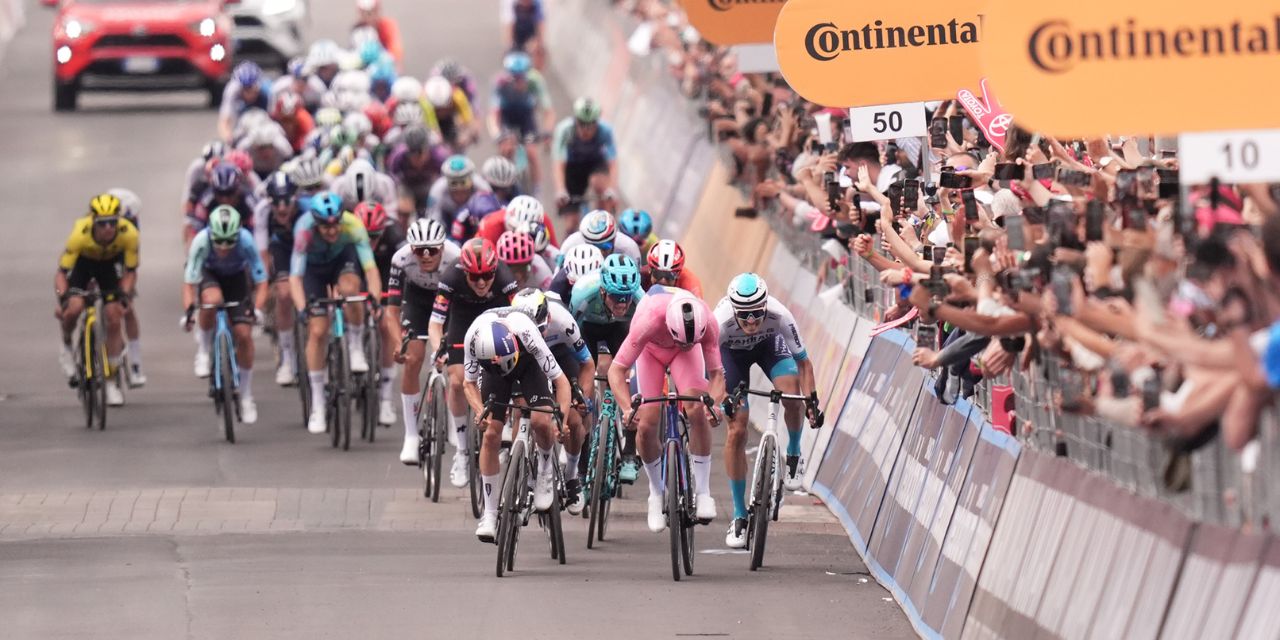 Mads Pedersen wins Stage 5 of the Giro d'Italia 2025 Giro d'Italia 2025 Giro De Italia 2025