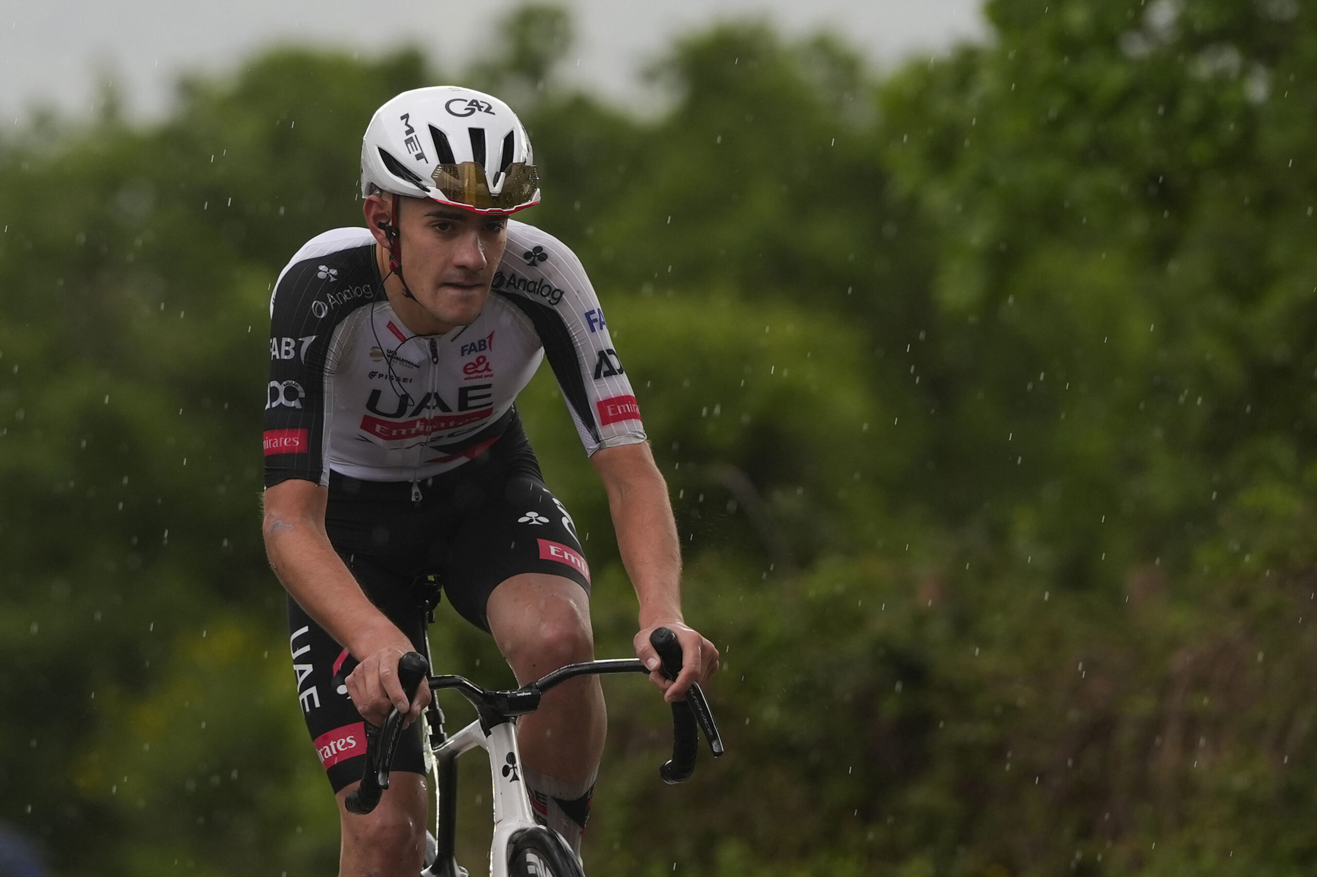 Igor Arrieta, victoria surrealista en el Giro de Italia — image 5